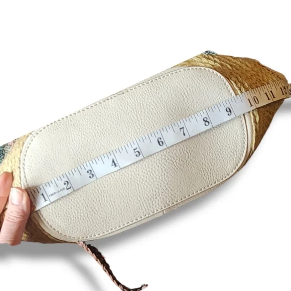 The Sak shoulder purse - Picture 3 of 13